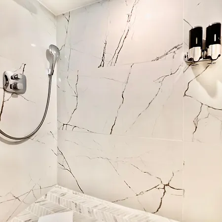 * Duplex Roassal * Modern *clim * Wifi *liberation